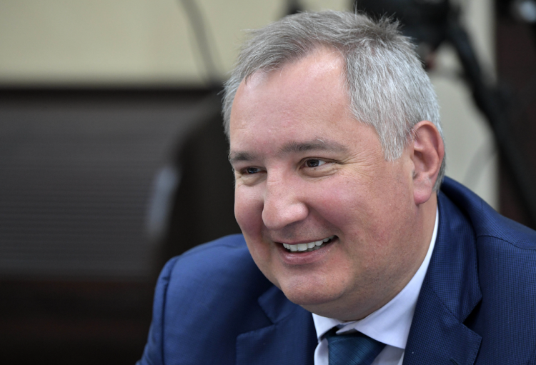 Рогозин предложил провести сражение между танками и беспилотниками