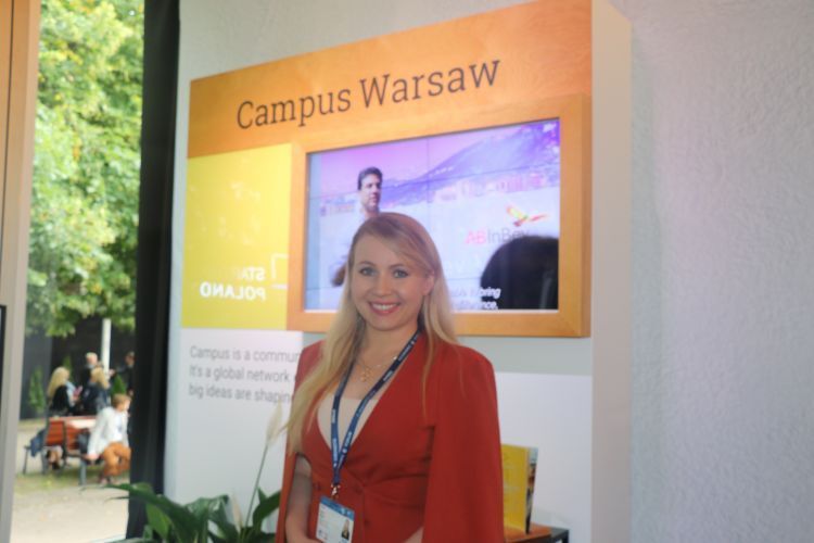إقامة العلاقات مع باكو هي أولوية بالنسبة لنا" آنا ماريا روزك، عضو مجلس مدينة وارسو –حصري – صور