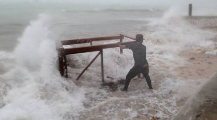 Ураган "Мария" в Доминике: 15 человек погибли