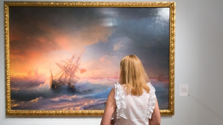 Похищенную картину Айвазовского выставили на аукцион в Швейцарии