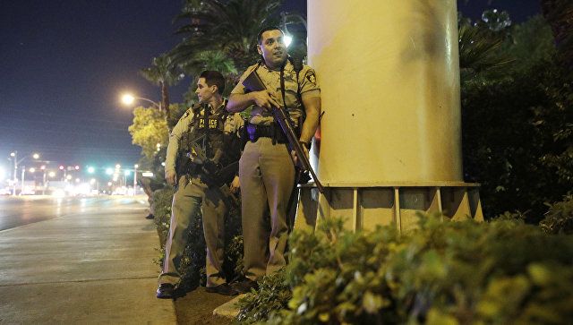 В результате стрельбы в Лас-Вегасе погибли 20 человек, более 100 пострадали