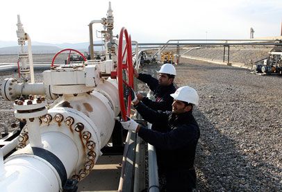 إيران تجمد استيراد وتصدير النفط مع كردستان العراق