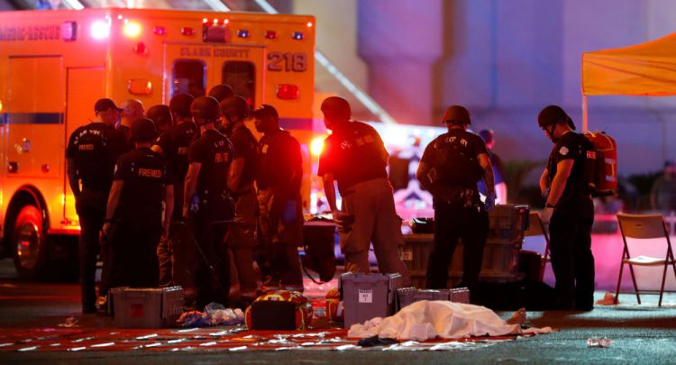 الشرطة الأمريكية تعثر على أسحلة ومتفجرات داخل منزل منفذ هجوم لاس فيغاس