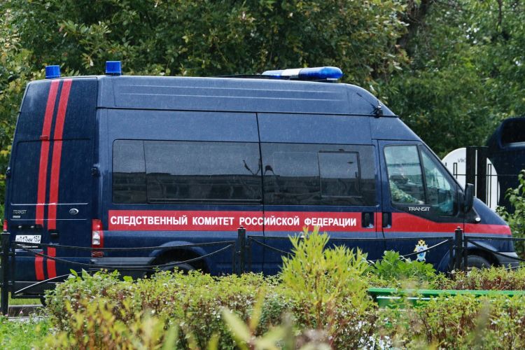 В России пенсионер из ревности застрелил 33-летнюю жену и покончил с собой