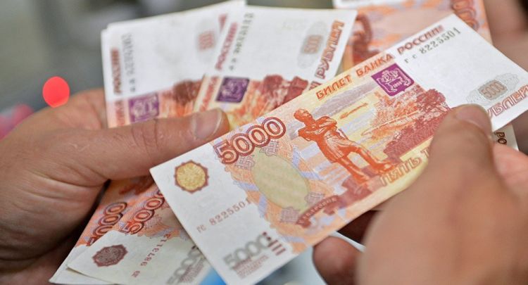 Стал известен размер средней зарплаты в Москве в 2017 году