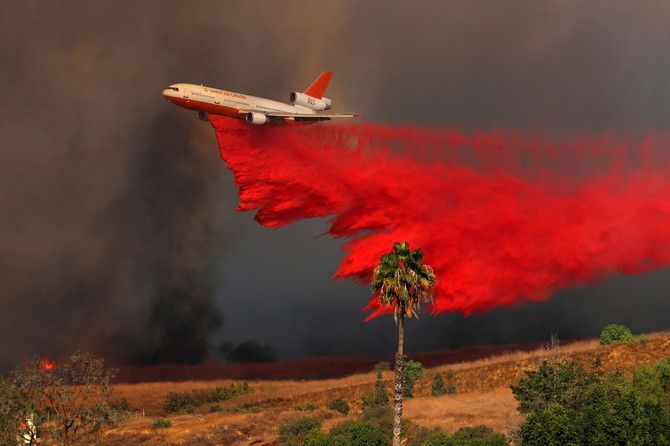 Масштабный лесной пожар в США: 13 человек погибло