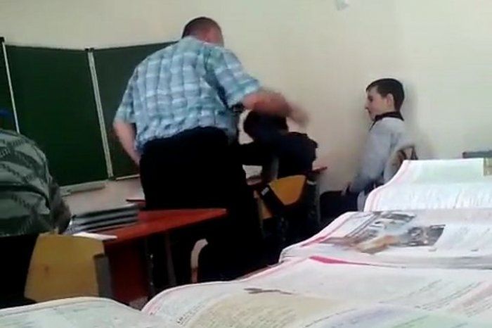"Мои нервы проверяешь, Василий?" В Башкирии учитель избил школьника