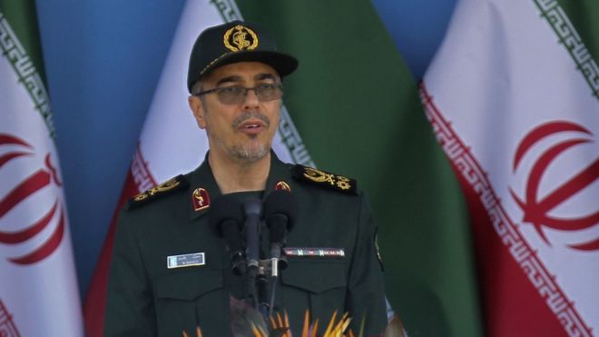رئيس أركان الجيش الإيراني "يحذر إسرائيل من انتهاك أراضي سوريا"