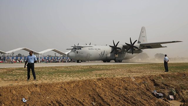 ВВС Индии отработали посадку на автомагистраль