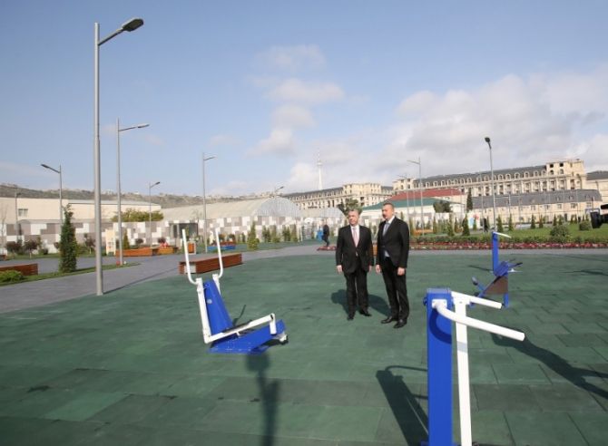 Ильхам Алиев ознакомился с новым парком спорта и отдыха в Баку (фото)