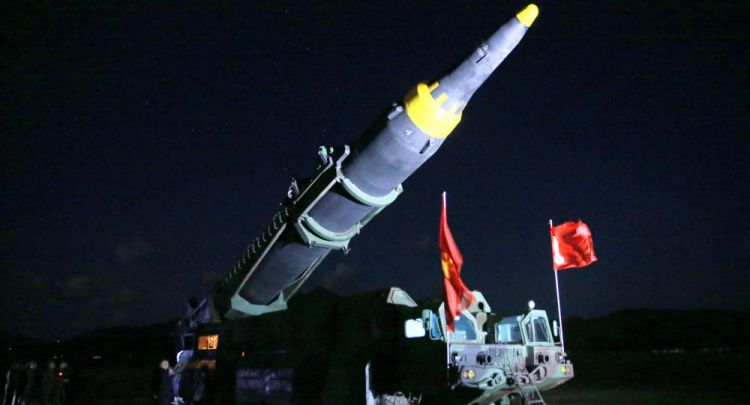أمين حلف "الناتو": جميع الدول الأعضاء في الحلف تحت صواريخ كوريا الشمالية
