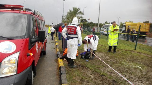 Автобус с туристами перевернулся в Анталье, есть раненые