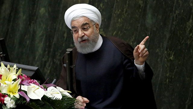 Иран продолжит развивать ракетную программу, заявил Роухани