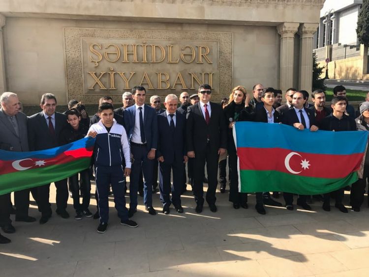 Федерация Карате Азербайджана посетила Аллею Шехидов