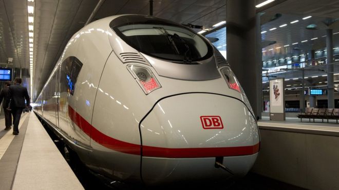 Поезд, названный именем Анны Франк, вызвал скандал в Германии