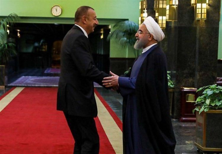 الرئيس الآذري يلتقي روحاني