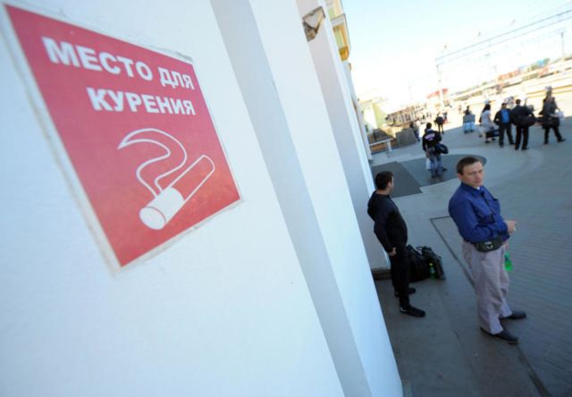Производители табака попросили Медведева не раскрывать состав сигарет