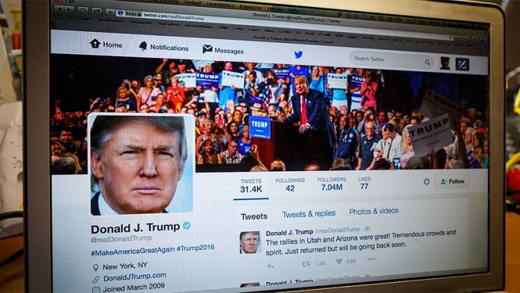 Сотрудник Twitter отключил аккаунт Трампа в день увольнения