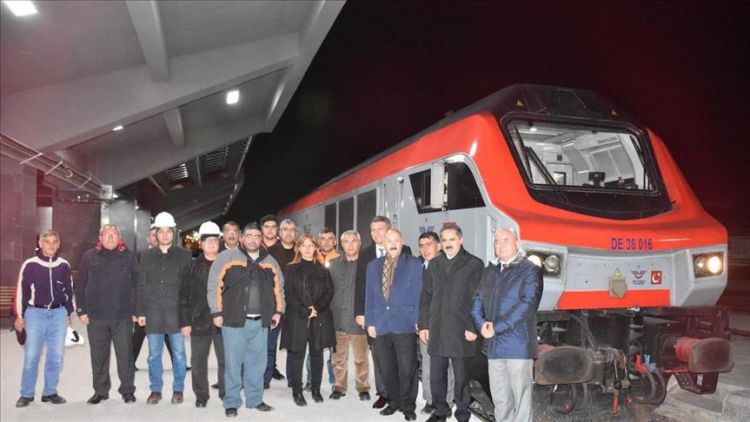 تركيا..وصول أول رحلة لقطار "باكو – تبليسي – قارص"