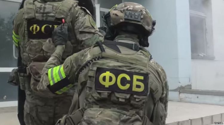 ФСБ показала операцию по задержанию членов "Артподготовки"