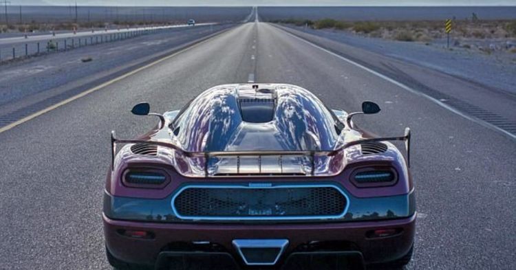 Побит мировой рекорд скорости среди дорожных автомобилей