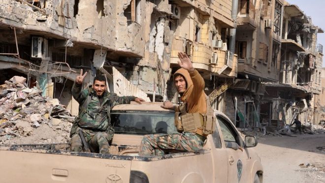 الجيش السوري "يستعيد" مدينة البوكمال آخر معقل رئيسي لتنظيم الدولة الإسلامية في سوريا