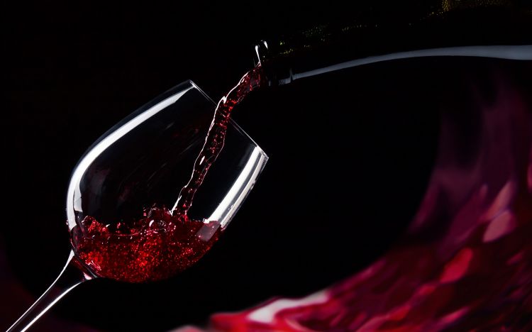 Учёные заявили, что вино омолаживает организм