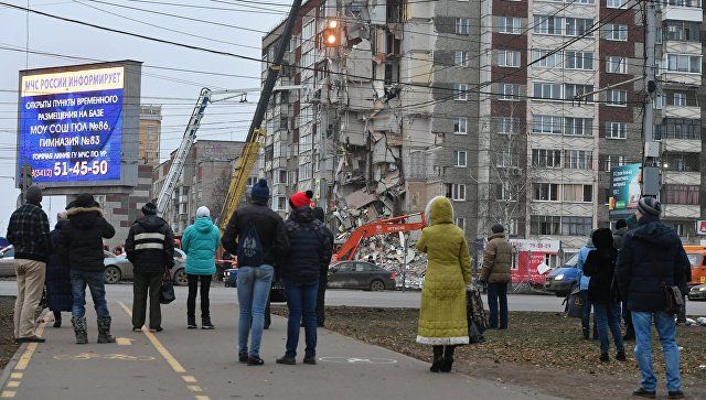 Жителей частично разрушенного дома в Ижевске пустили в квартиры