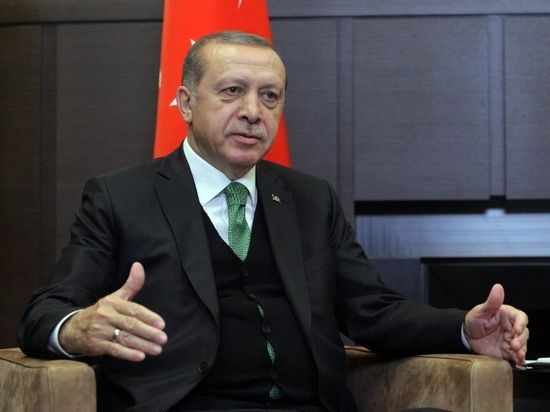 Эрдоган заявил, что боевики ИГ получили "кучу долларов" от США