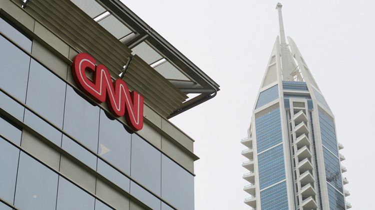 Продюсера CNN уволили после жалоб женщин на неподобающее поведение