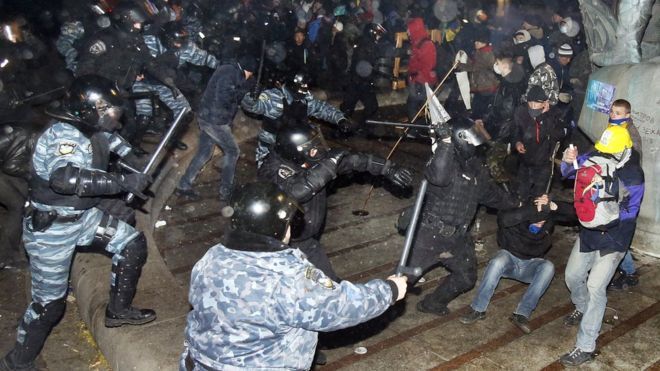Ночное побоище на Майдане: воспоминания очевидцев 4 года спустя