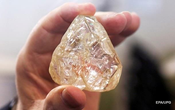 Один из самых крупных алмазов в мире продан за $6,5 миллиона