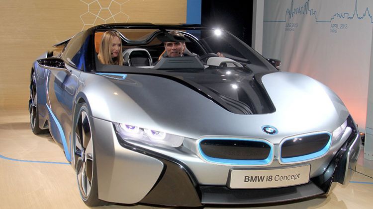 BMW планирует к 2025 году вывести на рынок 25 новых моделей