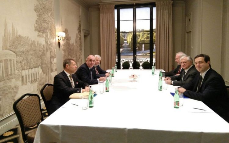 عقد اجتماع وزيري خارجية أذربيجان وأرمينيا في فيينا