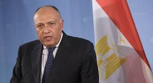 شكري يبرز مواقف مصر من القضايا الإقليمية
