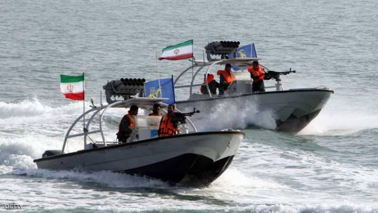اتهام رجل أعمال تركي بتهريب معدات للبحرية الإيرانية