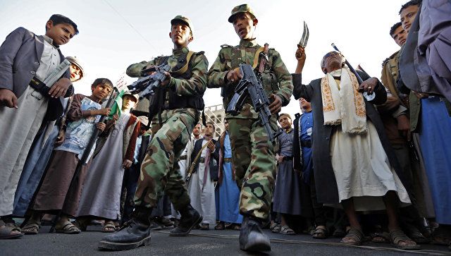 Удерживаемого хуситами сына экс-президента Йемена пытают