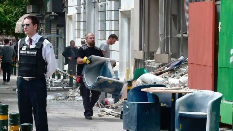 انفجار قنبلة "بدائية" بجوار محكمة في أثنيا
