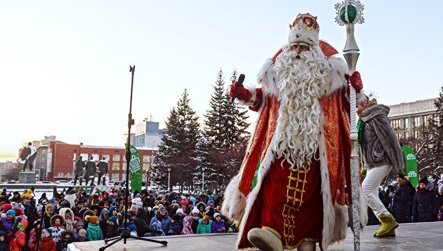 Главный Дед Мороз пообещал ответить на все письма чеченских детей