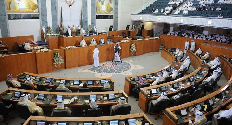 مجلس الأمة الكويتي يبحث تصويت العسكريين في الانتخابات