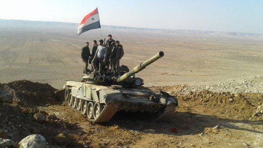 Сирийцы показали городские бои с участием танков