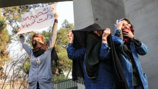 6 أسباب أدت لاندلاع الاحتجاجات الأخيرة في إيران .. تعرف عليها