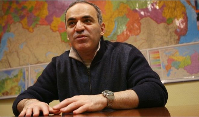 "Putin bu əraziləri Yaponiyaya verməlidir" Kasparov