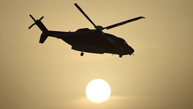 Американский военный вертолет AH1 совершил экстренную посадку на Окинаве