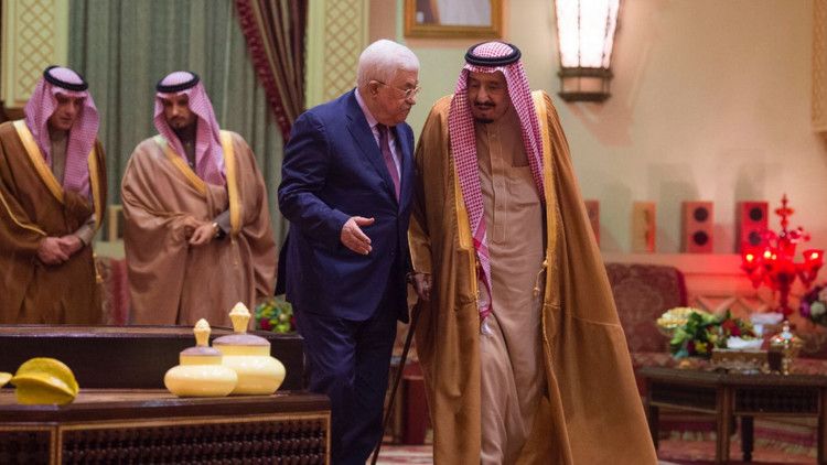عباس يتلقى "اتصالا هاما" من الملك سلمان