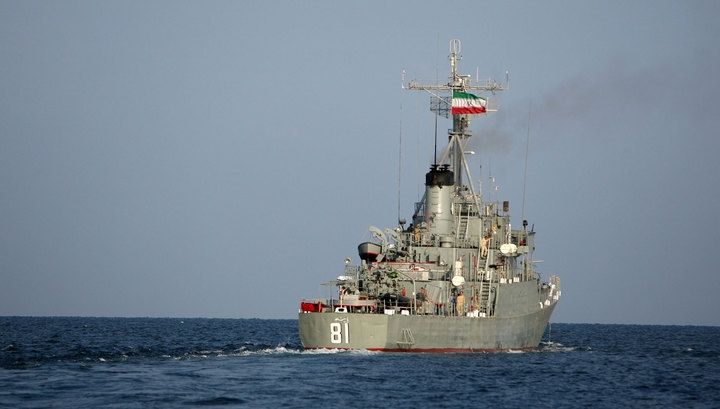 Иранский военный корабль потерпел крушение в Каспийском море