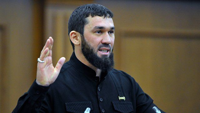 Парламент Чечни просит "остановить Трампа, ввергающего мир в войны"