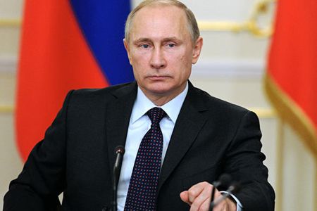 Vladimir Putin "Kommunizm xristianlığa bənzəyirdi"