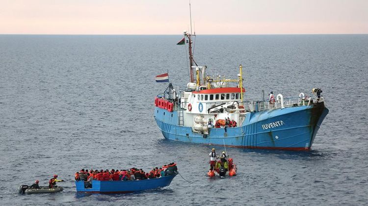 Около 1,4 тыс. мигрантов спасли в Италии из Средиземного моря