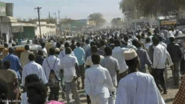 السلطات السودانية تعتقل معارضين وصحفيين